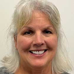 Paula Gross headshot